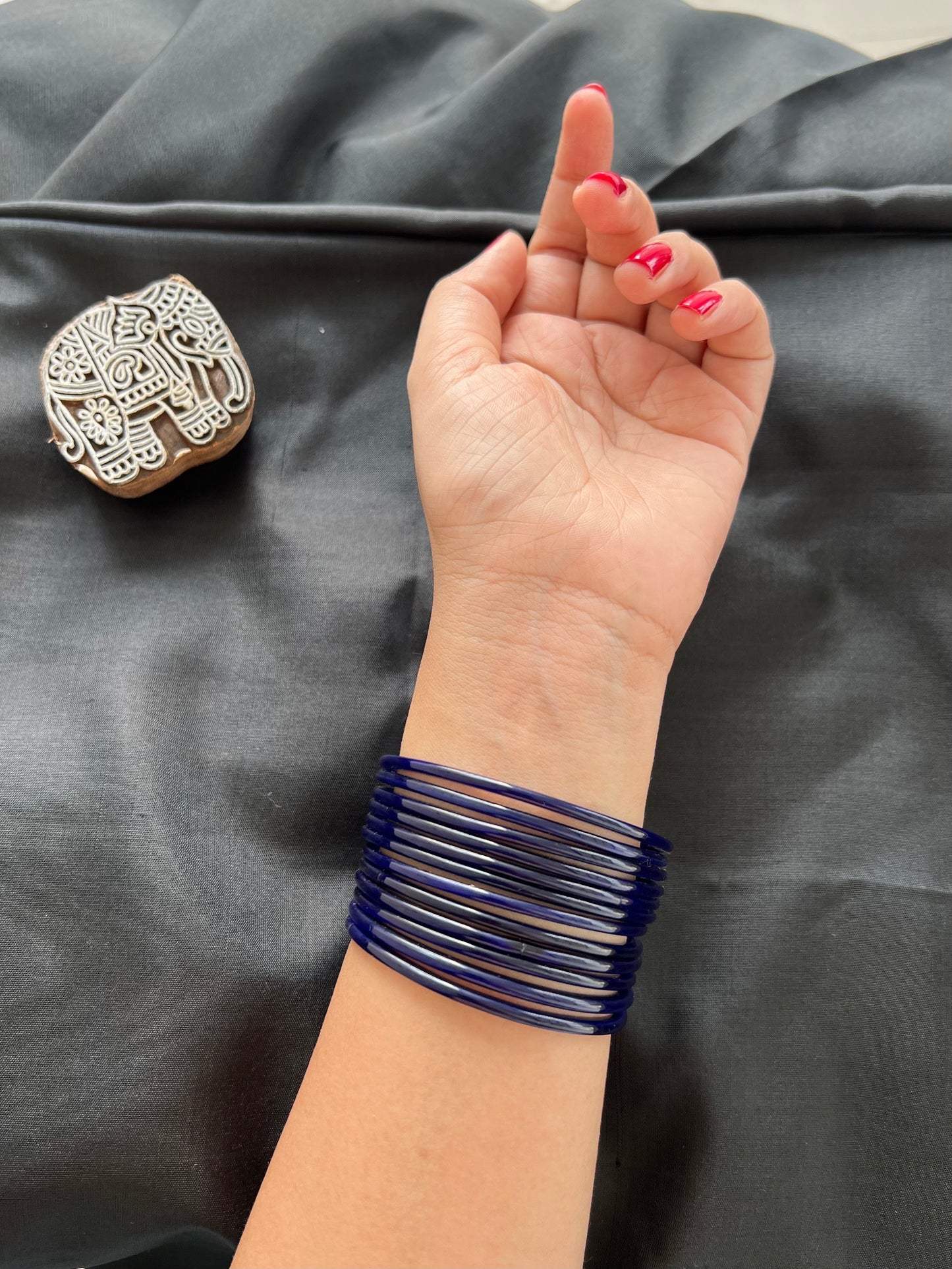 Blue Kuppivala / Glass Bangles (Pack of 12)