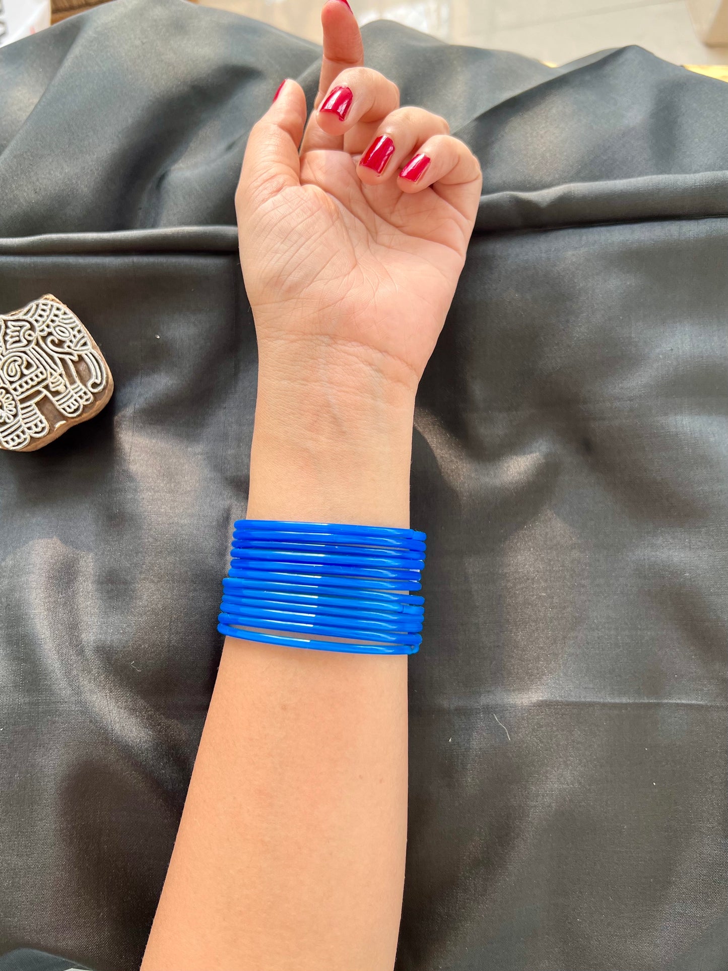 Blue Kuppivala / Glass Bangles (Pack of 12)