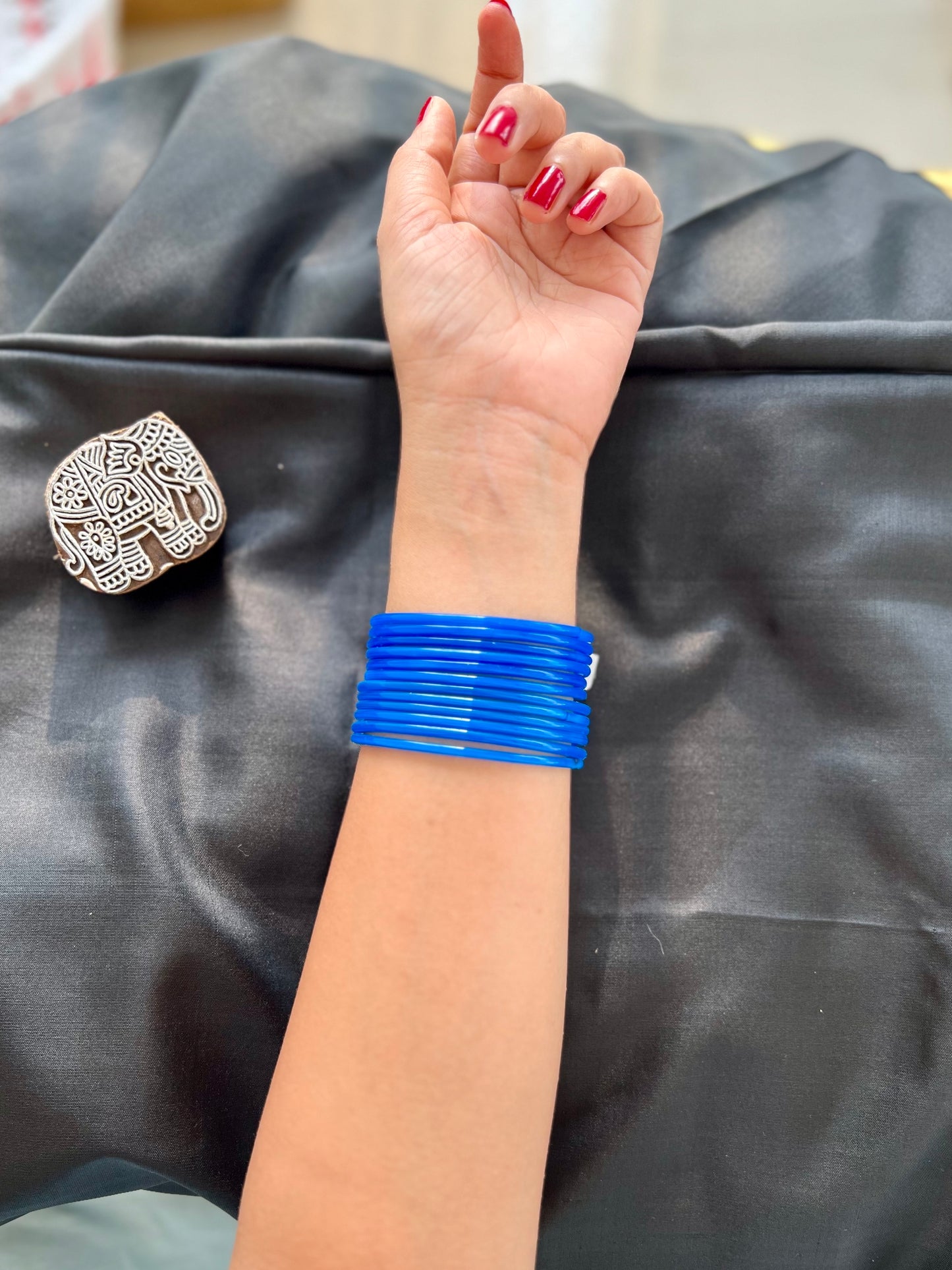 Blue Kuppivala / Glass Bangles (Pack of 12)