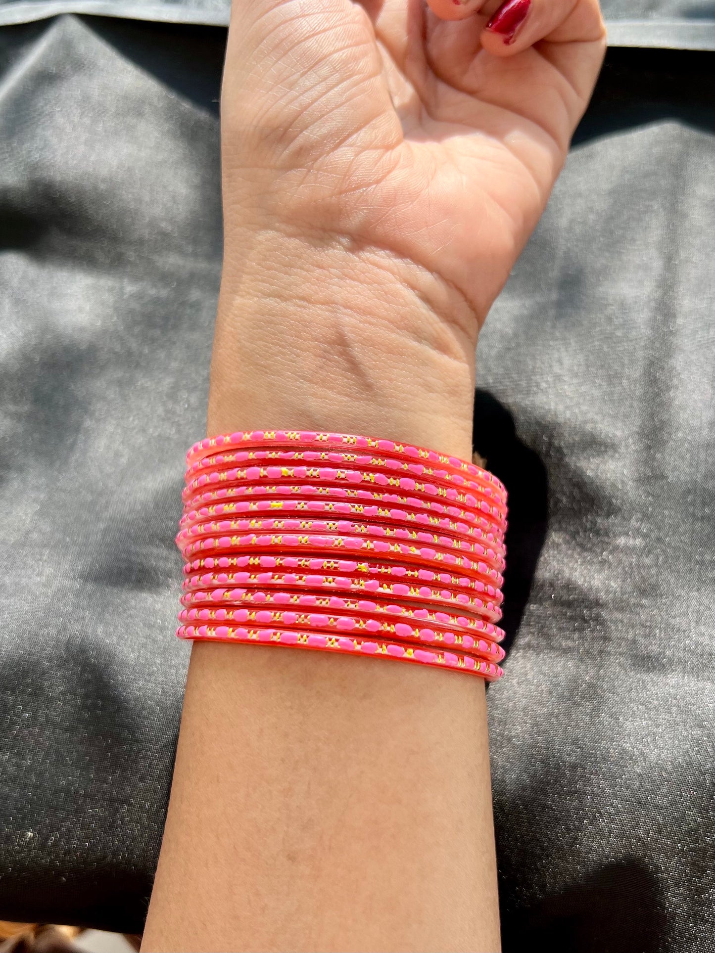 Pink Design Kuppivala / Glass Bangles (Pack of 12)