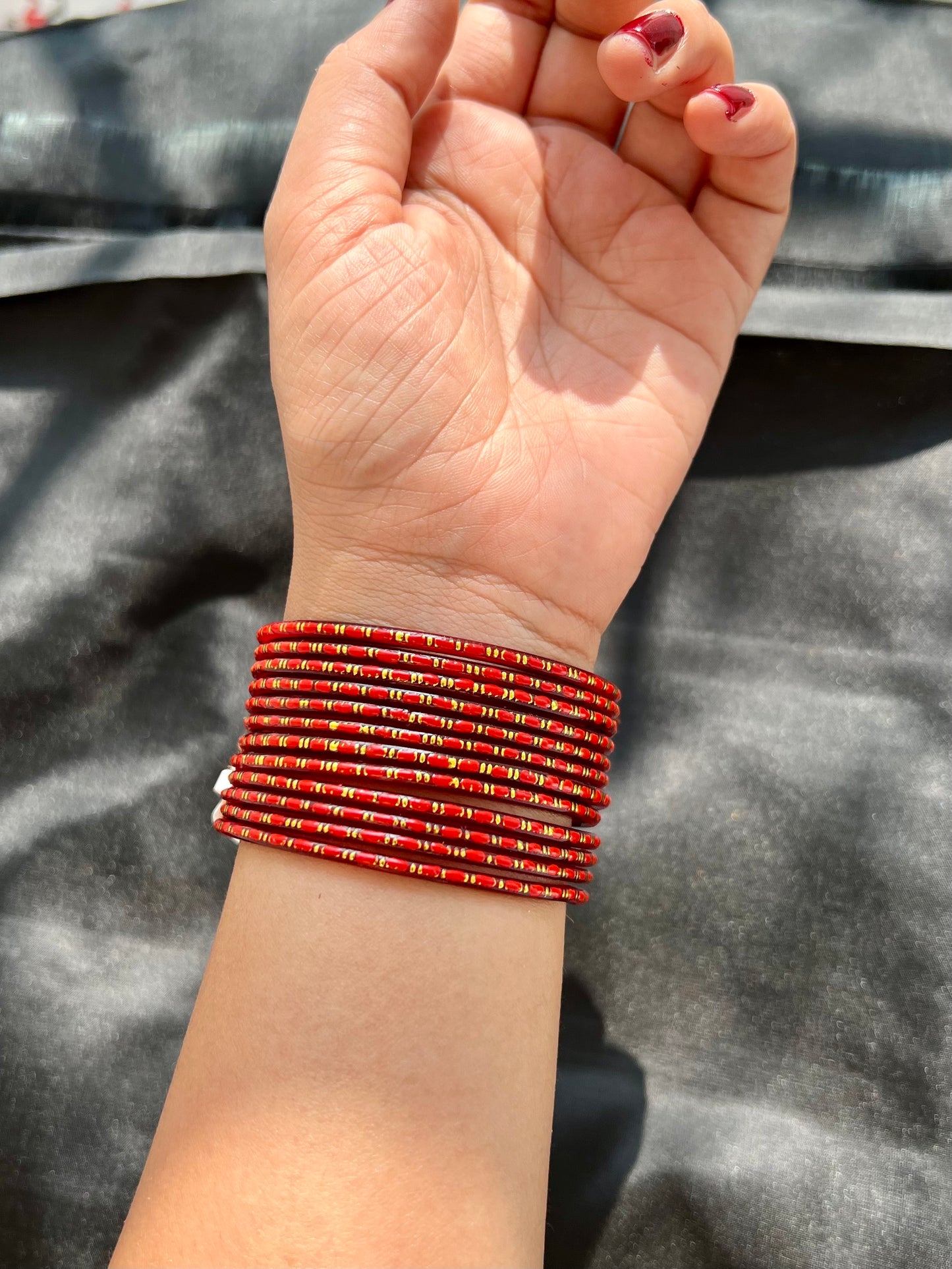 Maroon Design Kuppivala / Glass Bangles (Pack of 24)