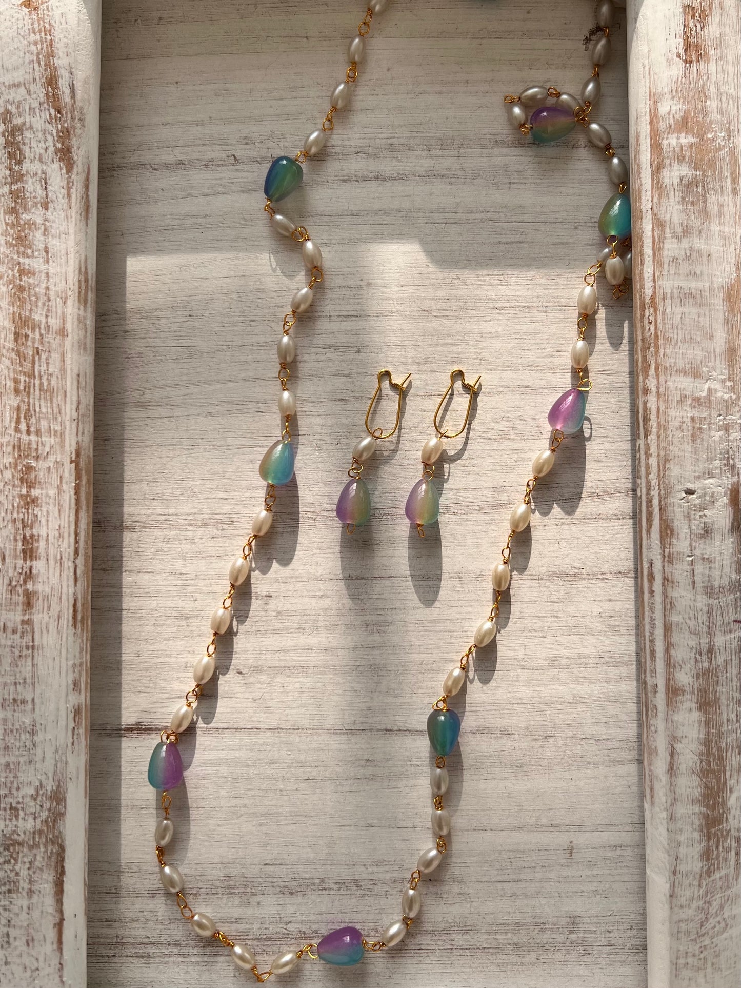 Monalisa Stone and Rice Pearl Necklace with Earring