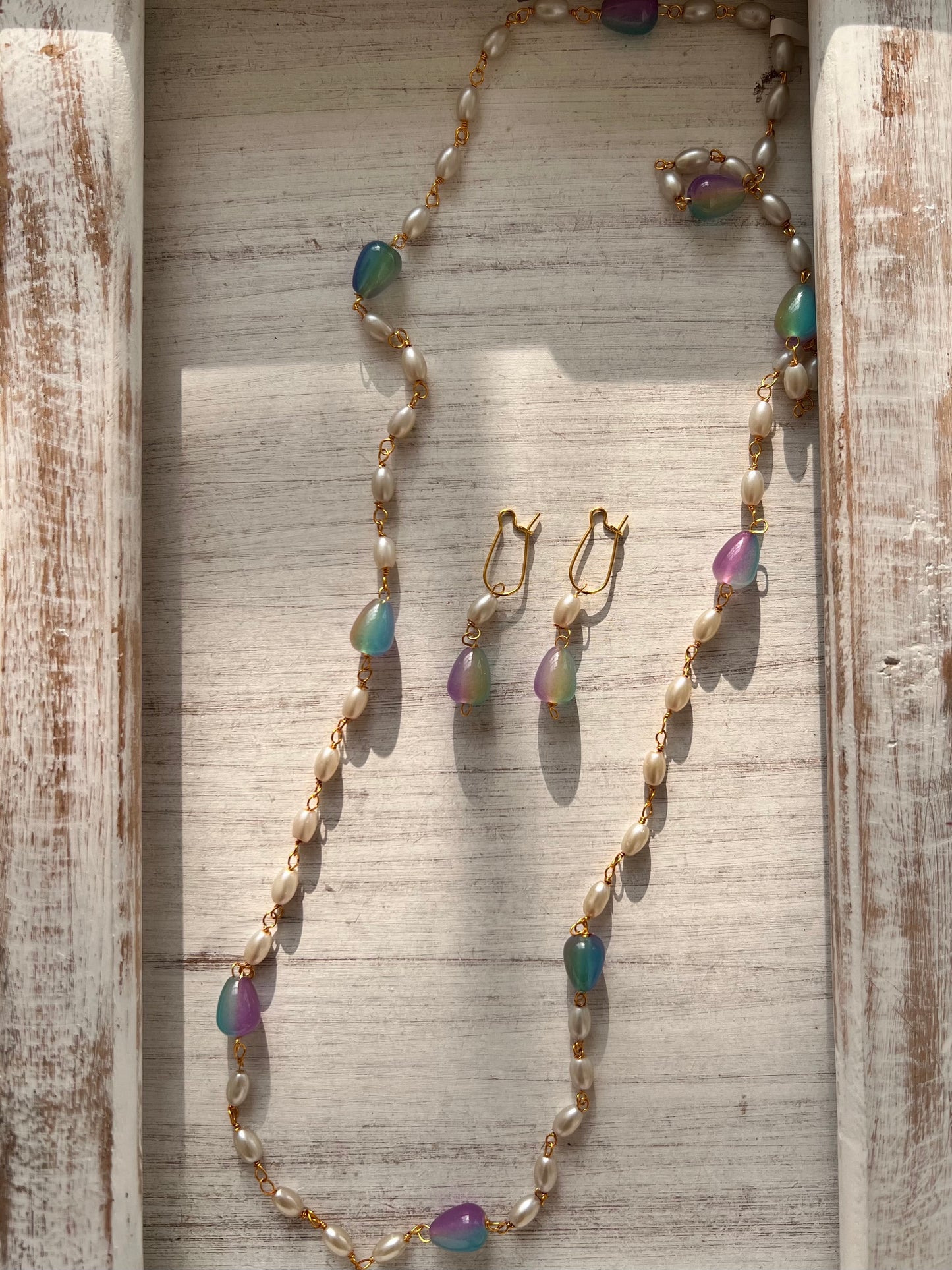 Monalisa Stone and Rice Pearl Necklace with Earring