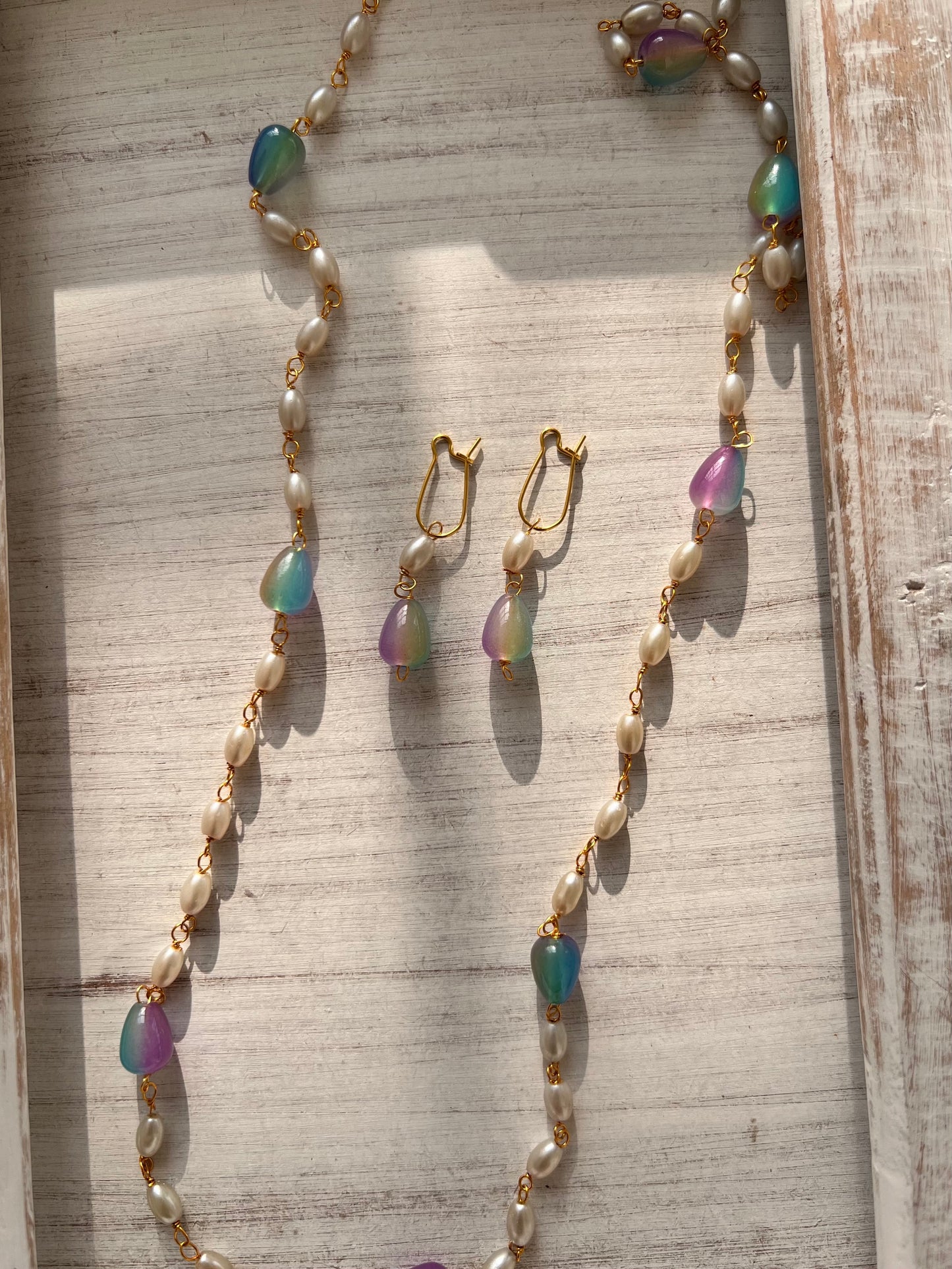 Monalisa Stone and Rice Pearl Necklace with Earring