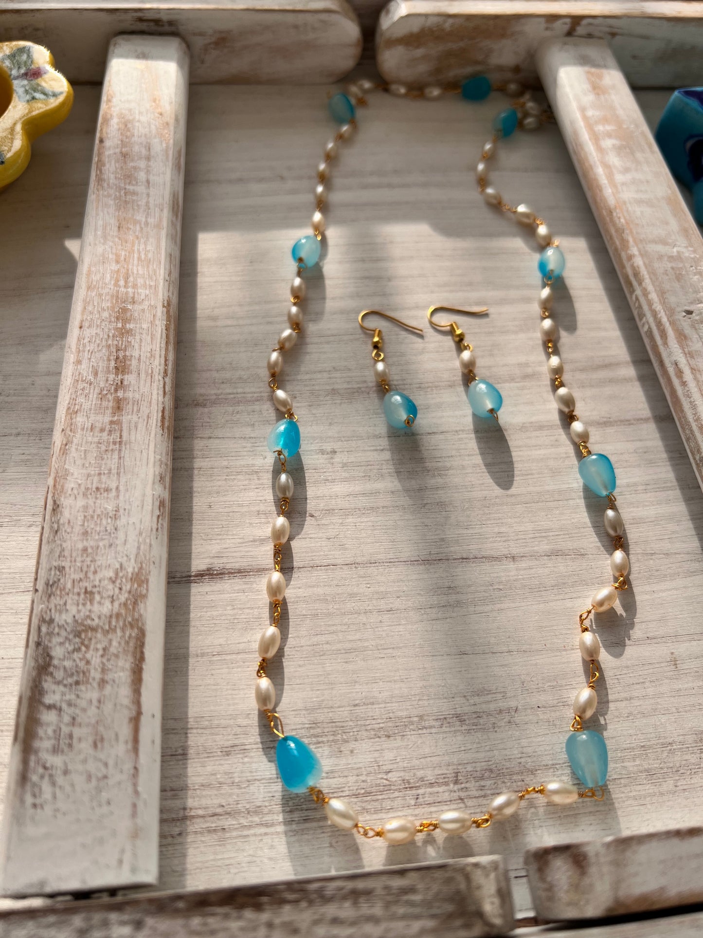 Monalisa Stone and Rice Pearl Necklace with Earring