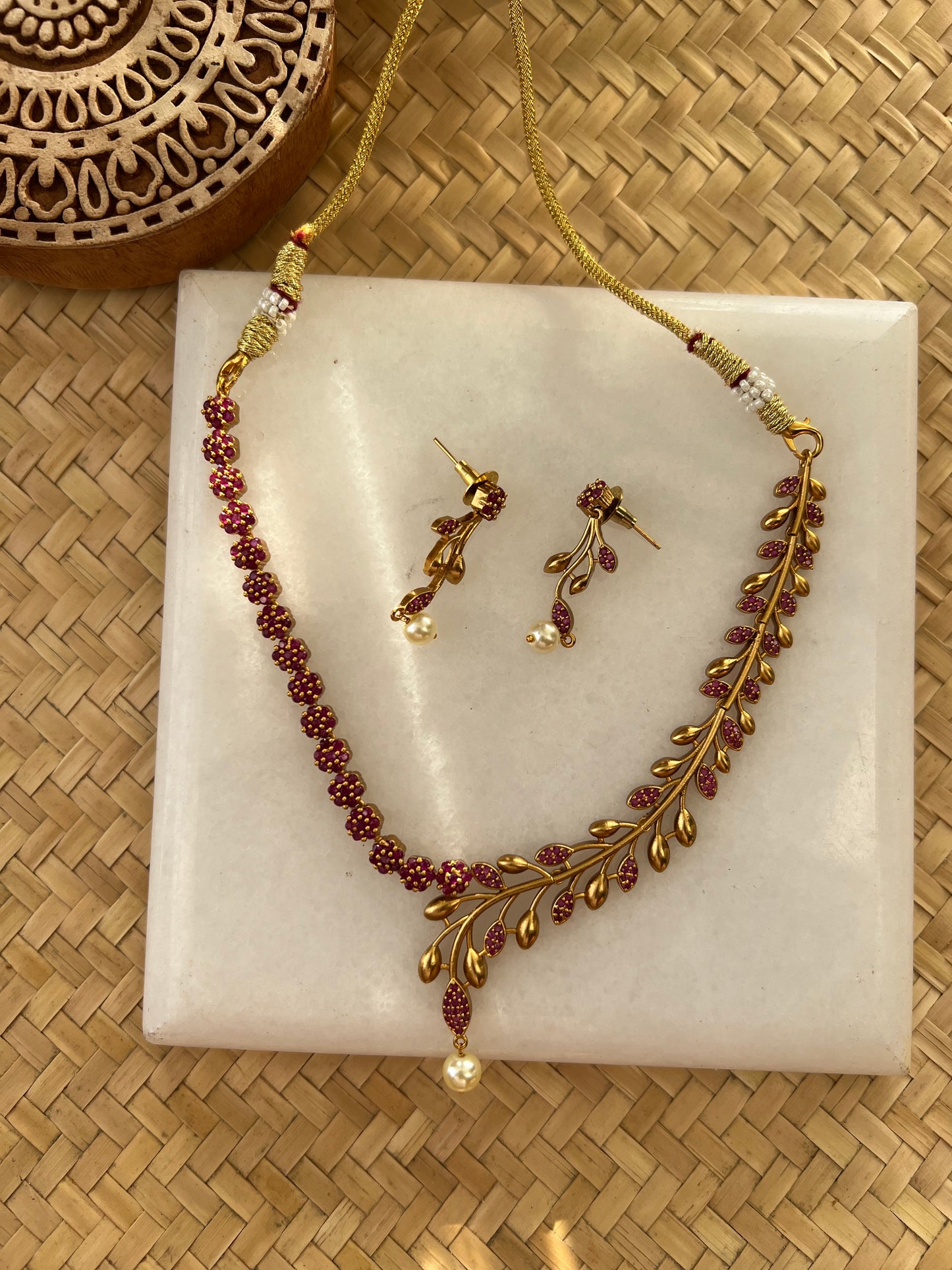 Premium Antique Necklace Set