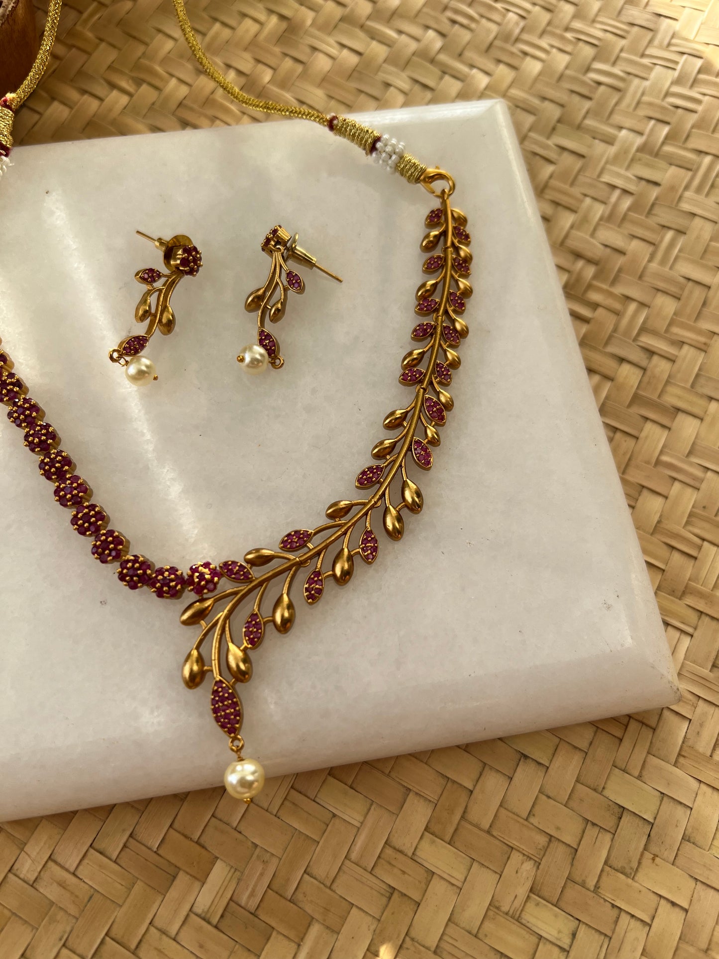 Premium Antique Necklace Set