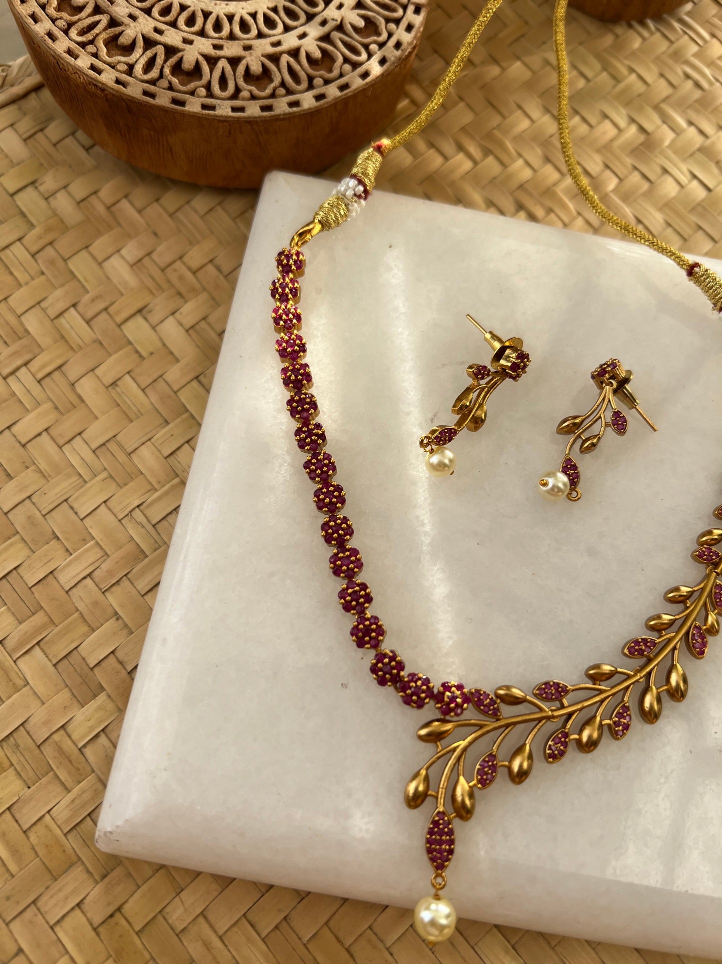 Premium Antique Necklace Set