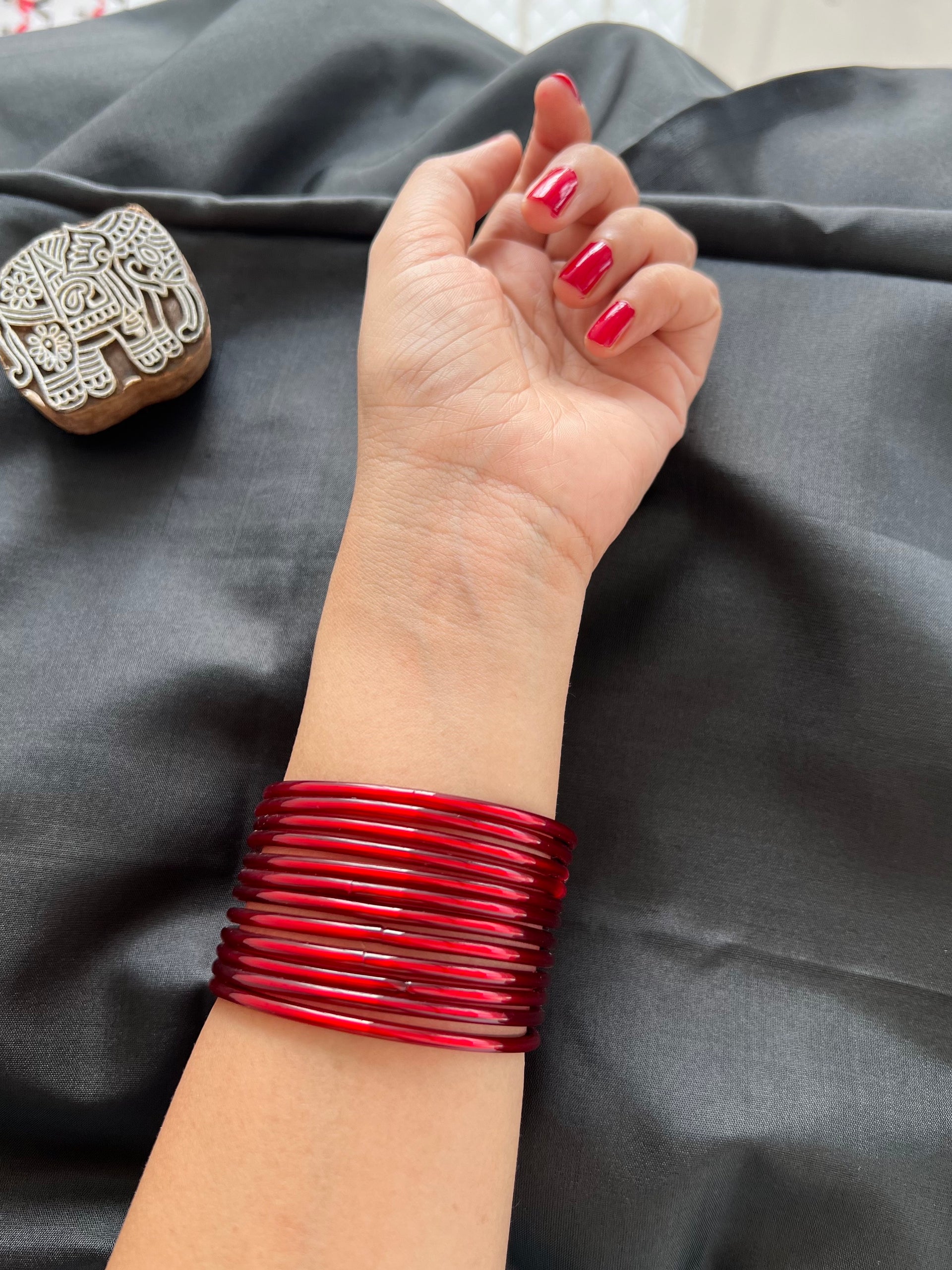 Glass Bangles Red Color Bangles Ladies Red Glass Bangle Set, Size