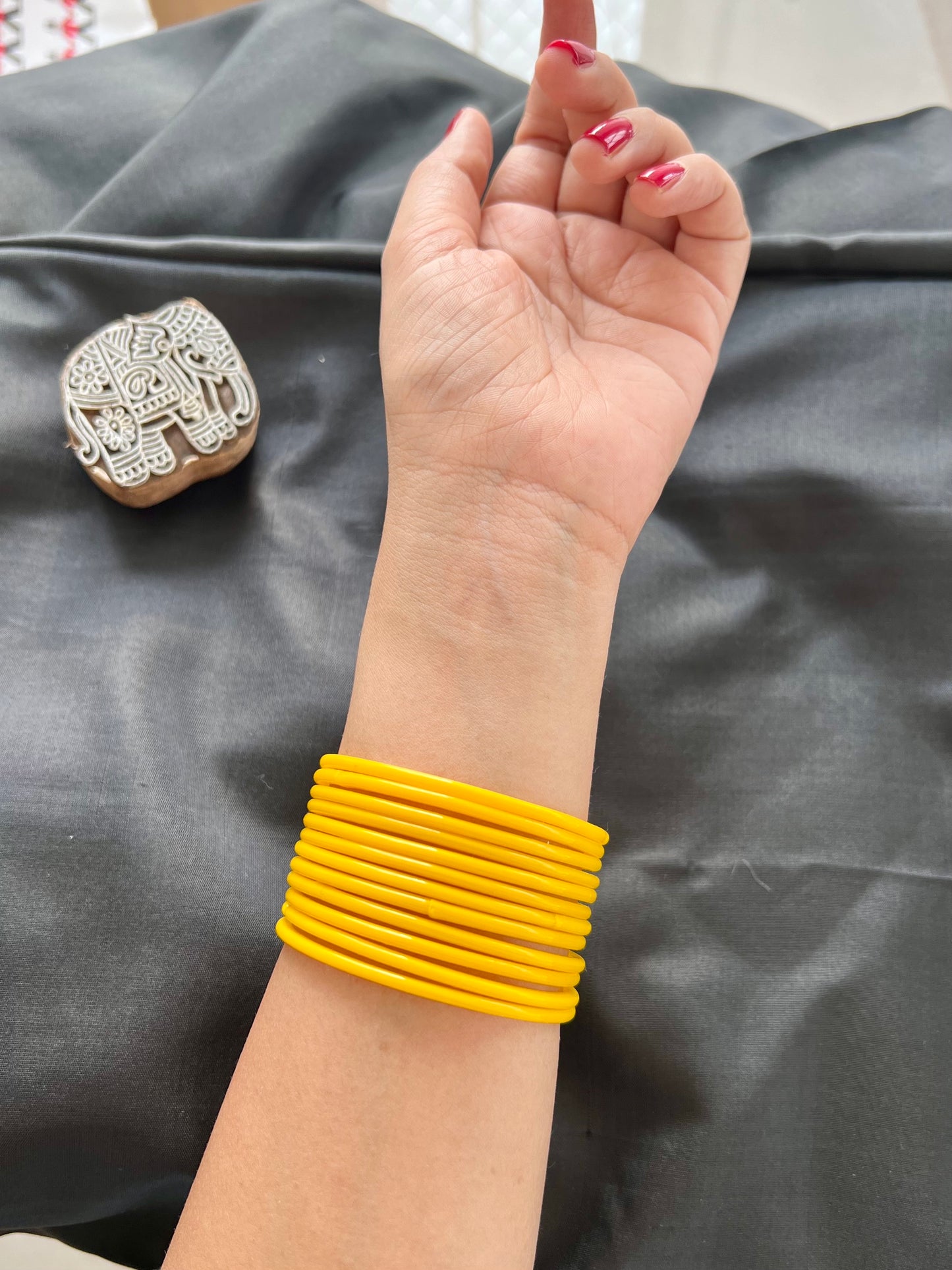 Yellow Kuppivala / Glass Bangles (Pack of 12)