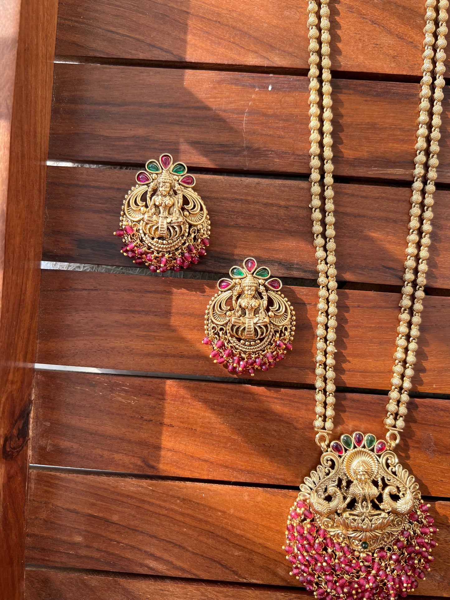 Gold Plated Temple Design Kasu Necklace with Earring