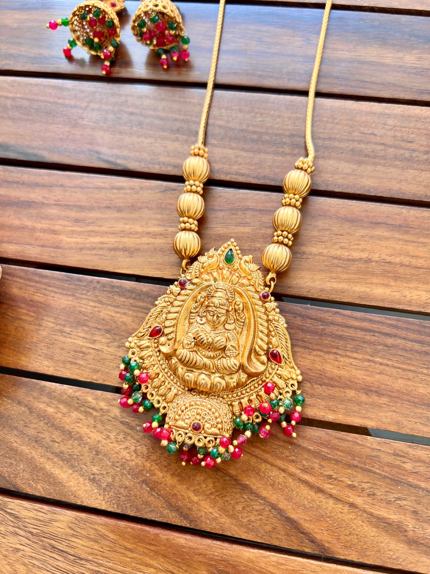 Gold Plated Metal Necklace with Earring