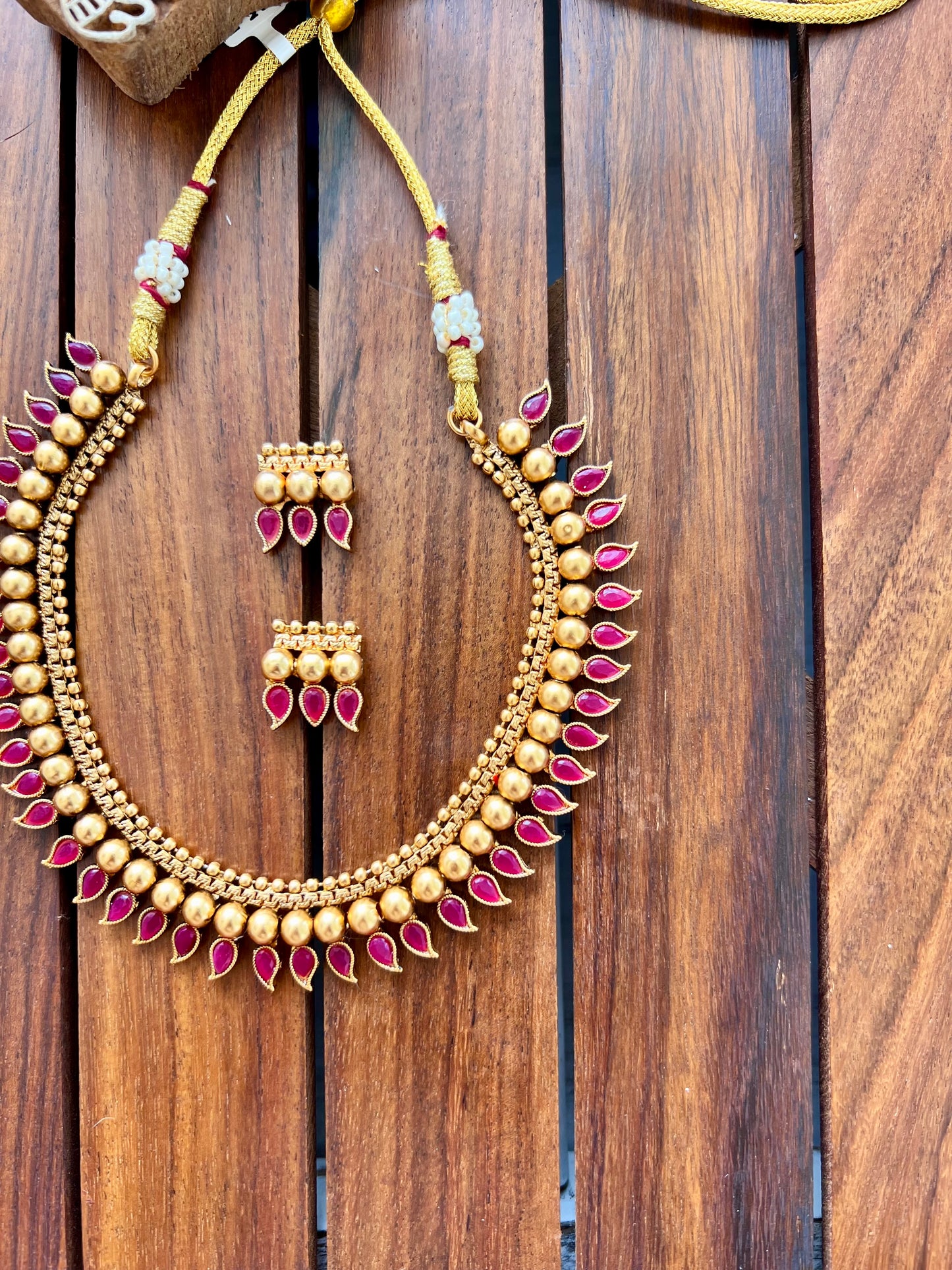 Gold Plated Metal Necklace with Earring