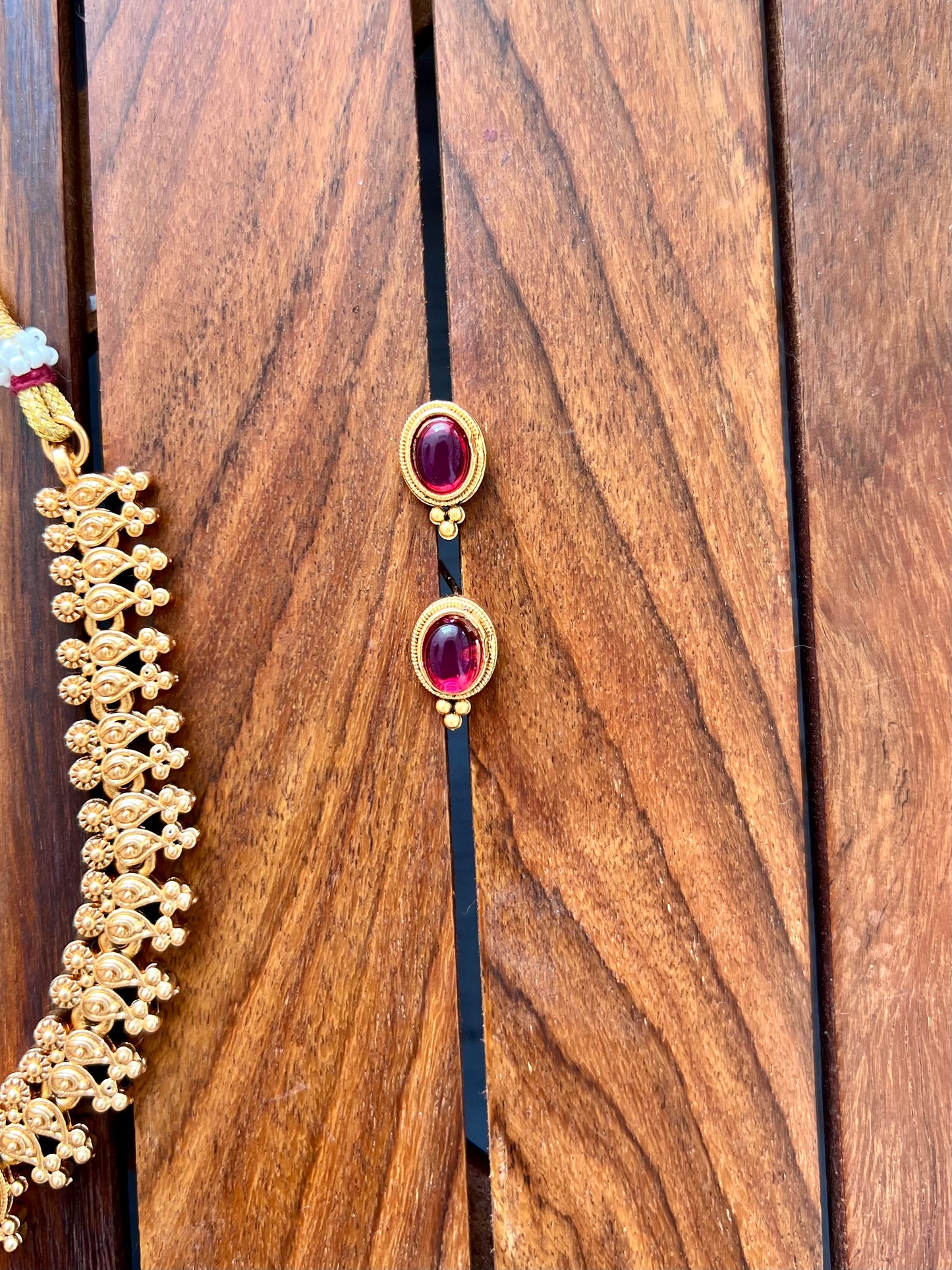 Gold Plated Metal Necklace with Earring