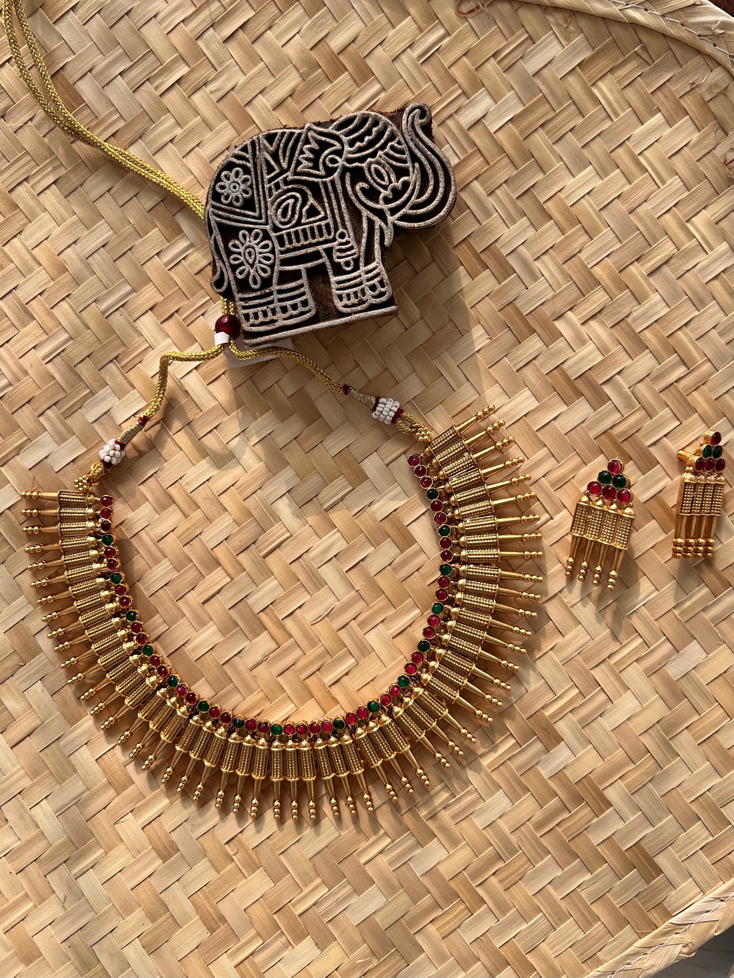 Mullamottu Necklace with Earring Set