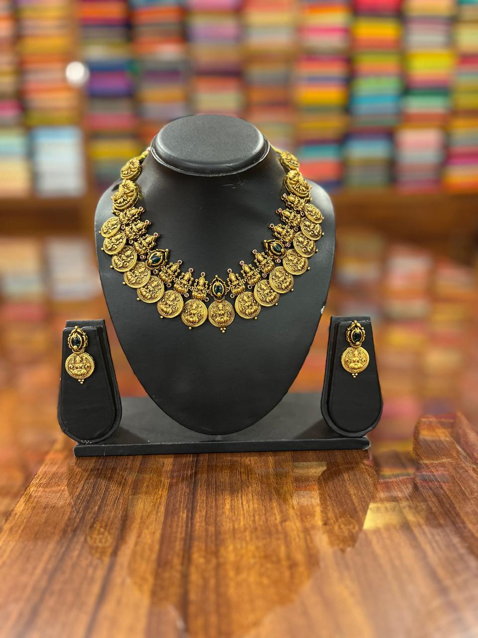 Premium Antique Necklace Set