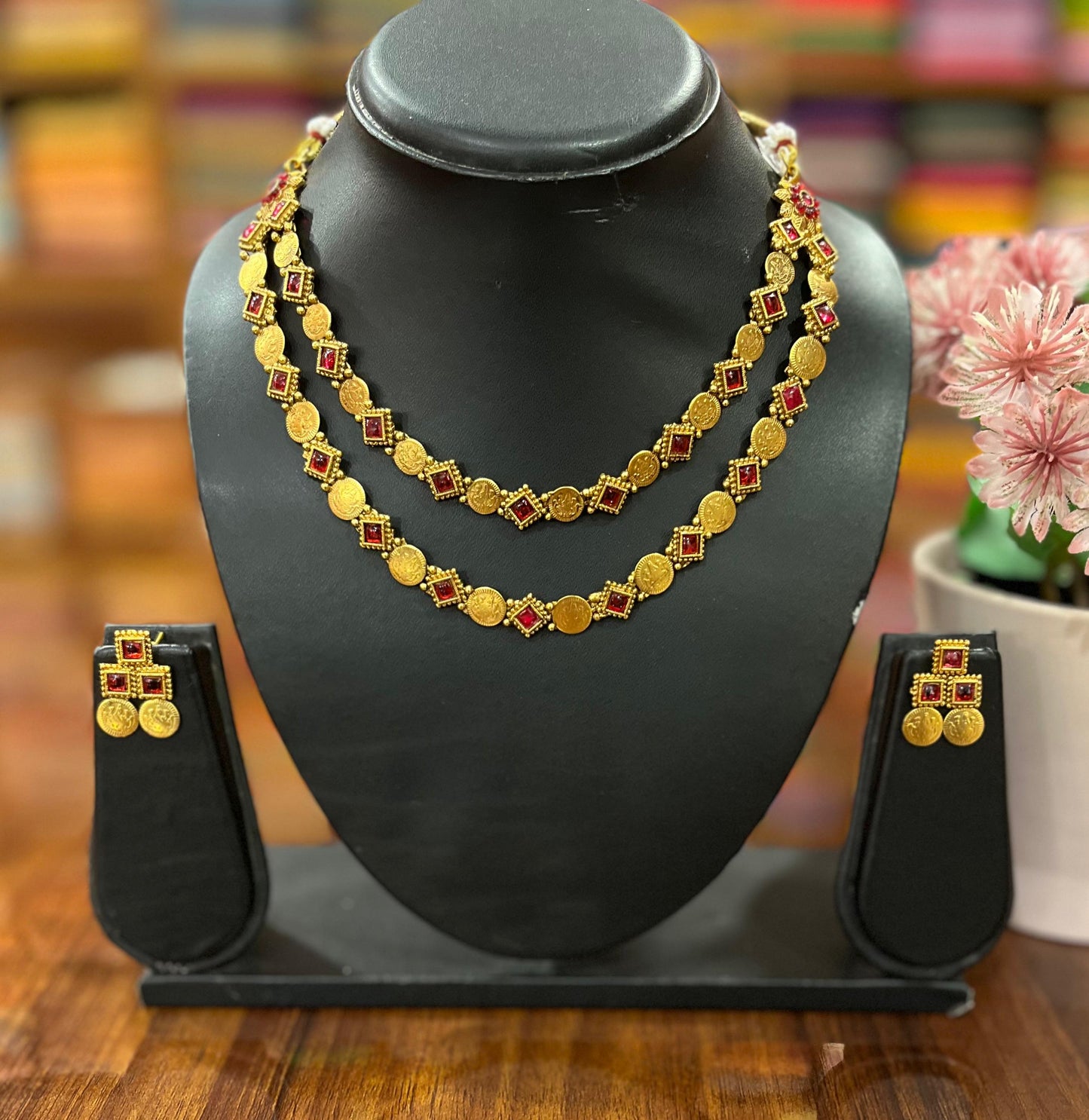 Gold Plated Metal Necklace with Earring