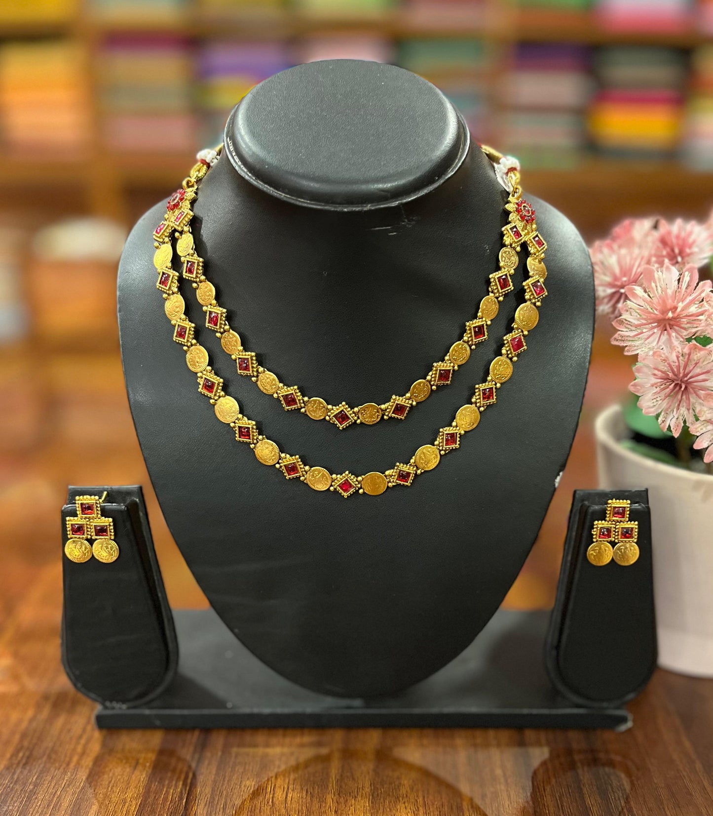 Gold Plated Metal Necklace with Earring